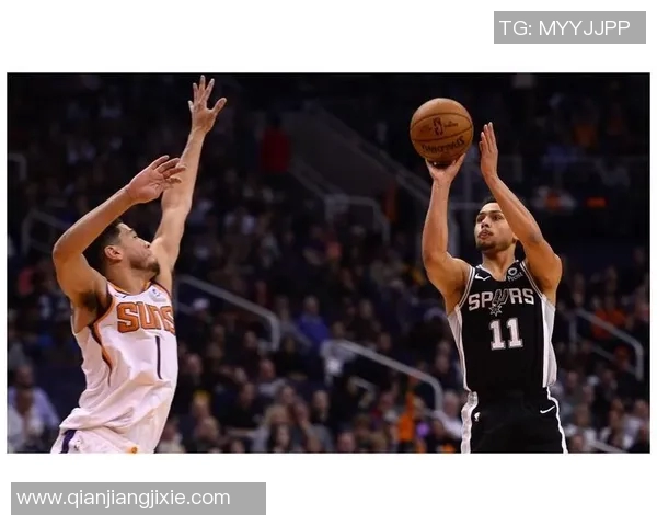 埃文斯替补出战三分球高效命中助球队逆转获胜贡献21分