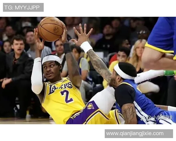 范德彪谈休赛期训练计划期待新赛季与优秀组织者合作提升三分球表现 范德彪谈休赛期训练计划期待新赛季与优秀组织者合作提升三分球表现