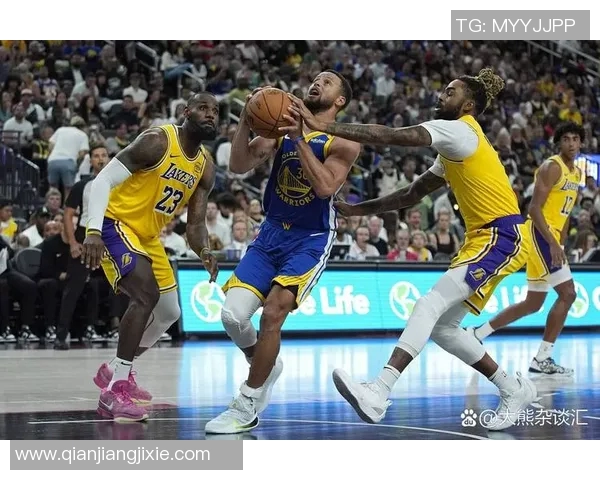 科尔安东尼高效表现14投9中砍下23分助攻7次助力球队胜利