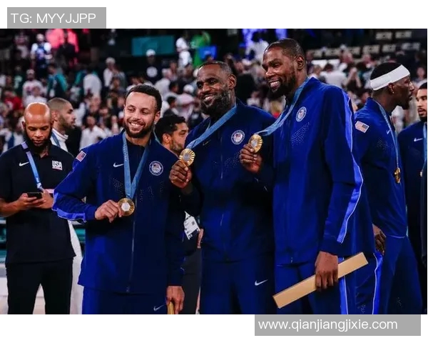 余华盛赞詹姆斯与杜兰特库里改变了篮球的未来与风格