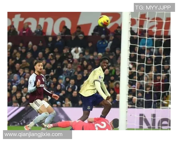 勒伯夫分析切尔西与曼城状态阿森纳依然是争冠热门球队 勒伯夫分析切尔西与曼城状态阿森纳依然是争冠热门球队