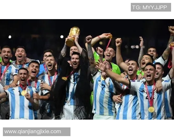 阿根廷队庆祝卡塔尔世界杯三周年纪念海报引发球迷热议