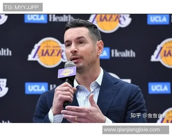 A史密斯质疑詹姆斯关键时刻表现背后是否隐藏赛前饮酒的秘密