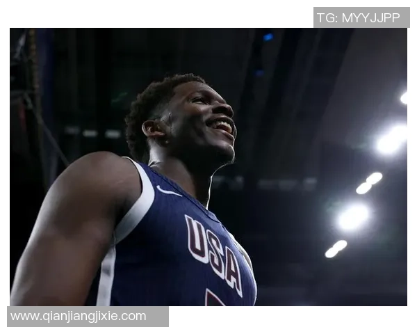 爱德华兹上半场表现分析5中3罚球全中贡献12分失误频繁正负值惨淡