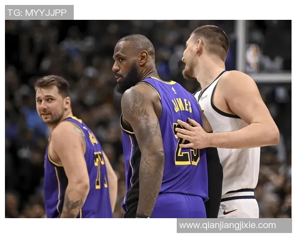 76人恩比德复出携手马克西湖人詹姆斯东契奇强强对决