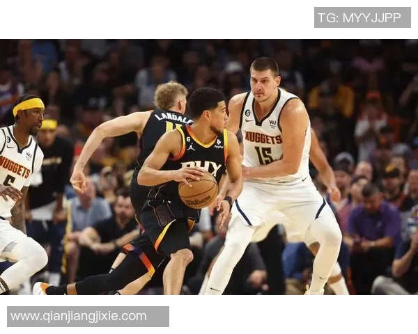 太阳主帅赞扬球队团结力第三节狂砍40分展现强大实力 太阳主帅赞扬球队团结力第三节狂砍40分展现强大实力