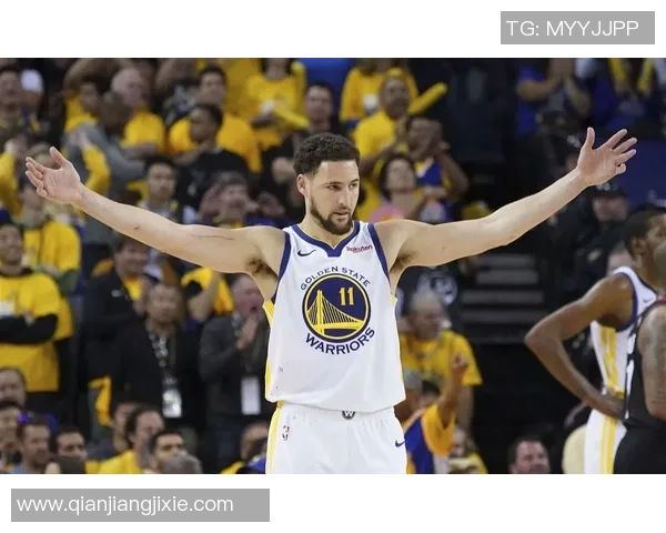 克莱汤普森本赛季表现低迷场均得分三分命中率创生涯新低