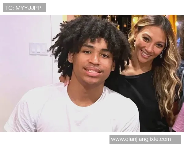 哈珀回忆父亲教诲：冷静面对困难终将迎来光明未来